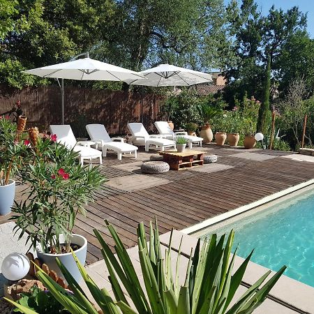 Mas Provencal Au Cannet Des Maures 勒卡内代莫尔 外观 照片