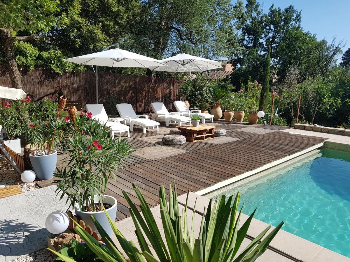 Mas Provencal Au Cannet Des Maures 勒卡内代莫尔 外观 照片